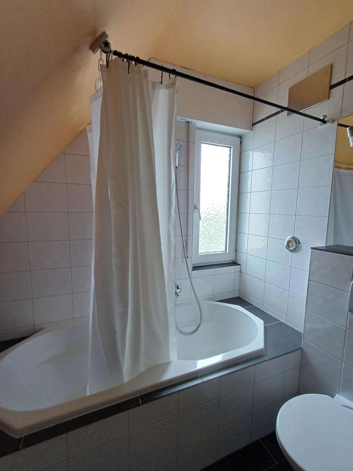 B&B Koeln Zuendorf Kültér fotó